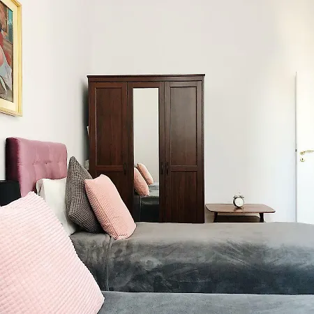 Tcf - Big With Free Garage Kraków