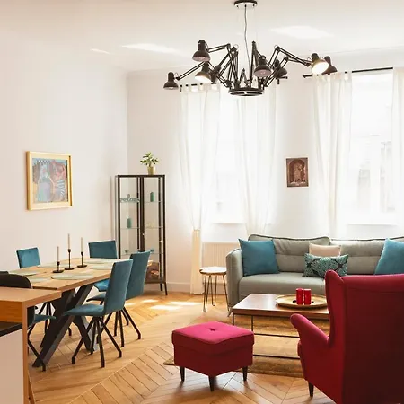 Tcf - Big With Free Garage Apartamento *