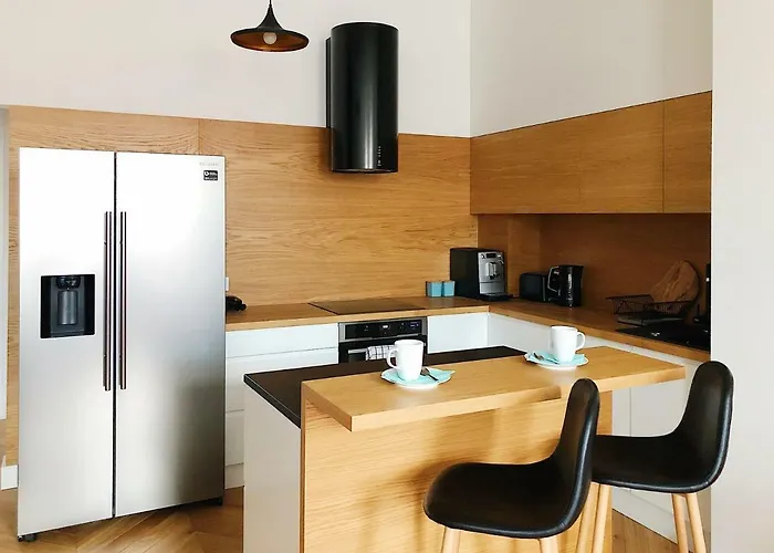 Tcf - Big With Free Garage شقة كراكوفيا